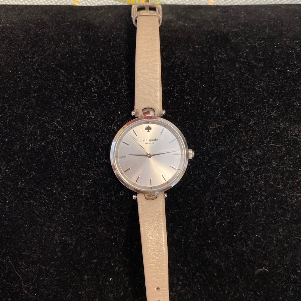 Kate Spade Neutral circle watch